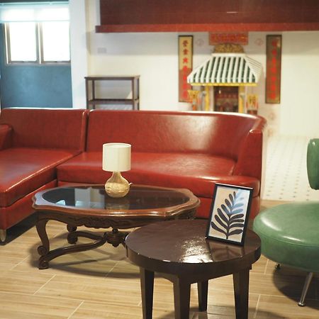Krung Tone Hostel Bangkok Eksteriør billede
